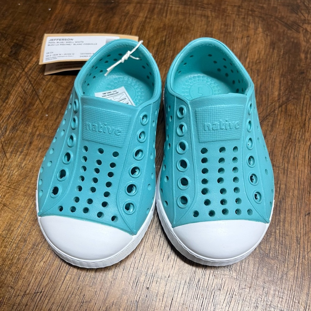 Native Jefferson Kids Shoes in Pool Blue, C4